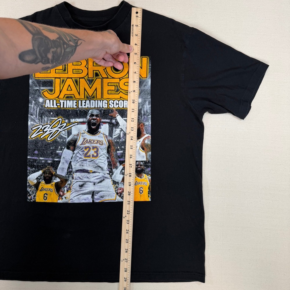 LeBron James All-Time Leading Scorer Lakers Black Graphic T-Shirt Mens XL - Picture 4 of 7
